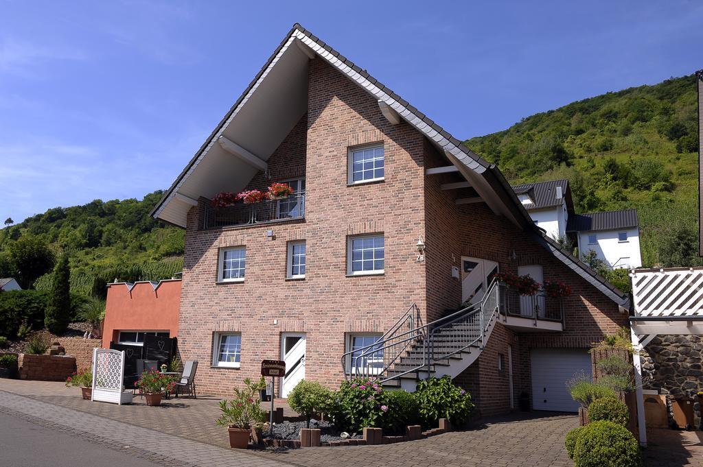 Haus Luzia * Sankt Aldegund